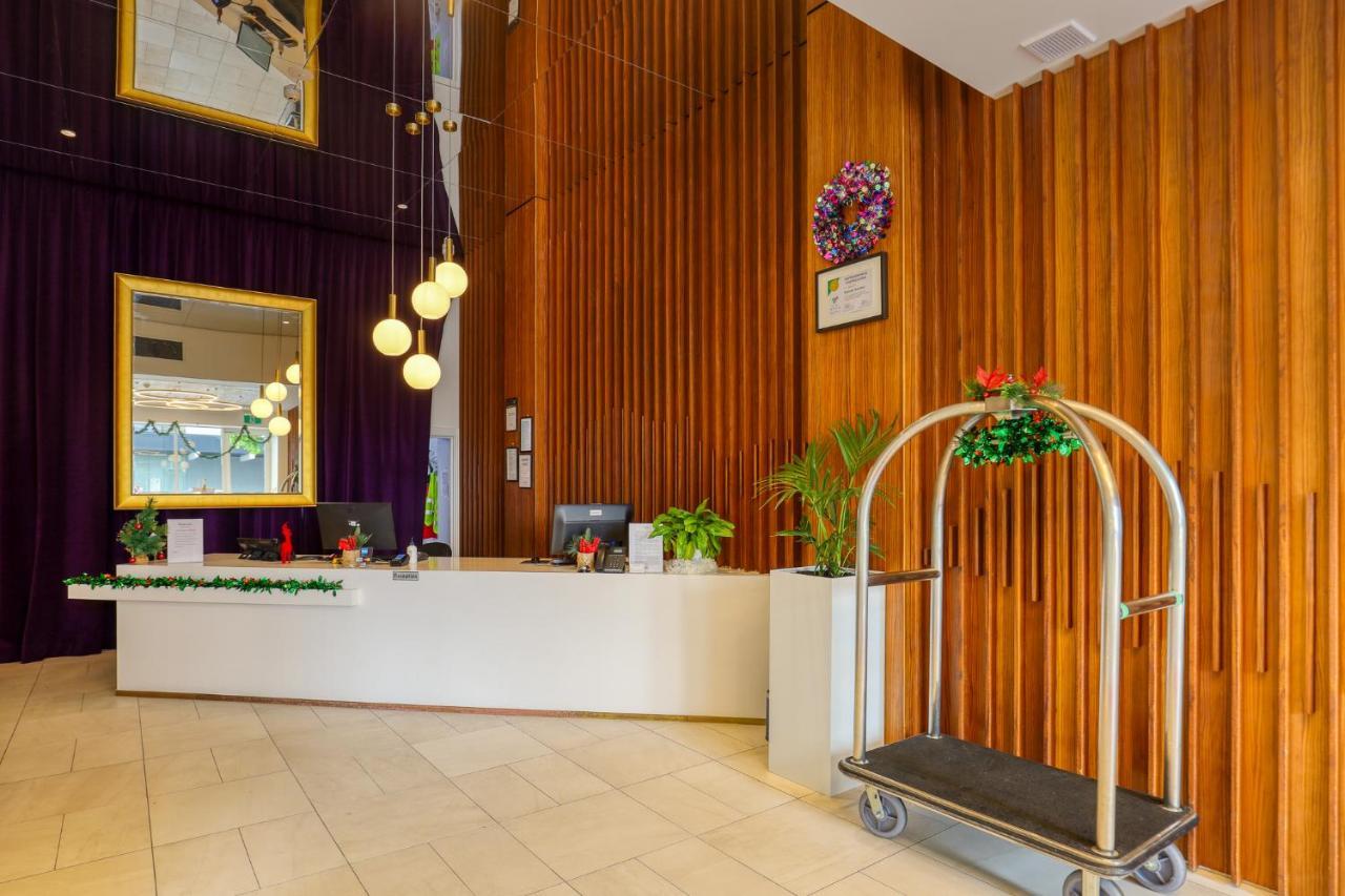 Ramada By Wyndham, Hamilton City Center Eksteriør bilde
