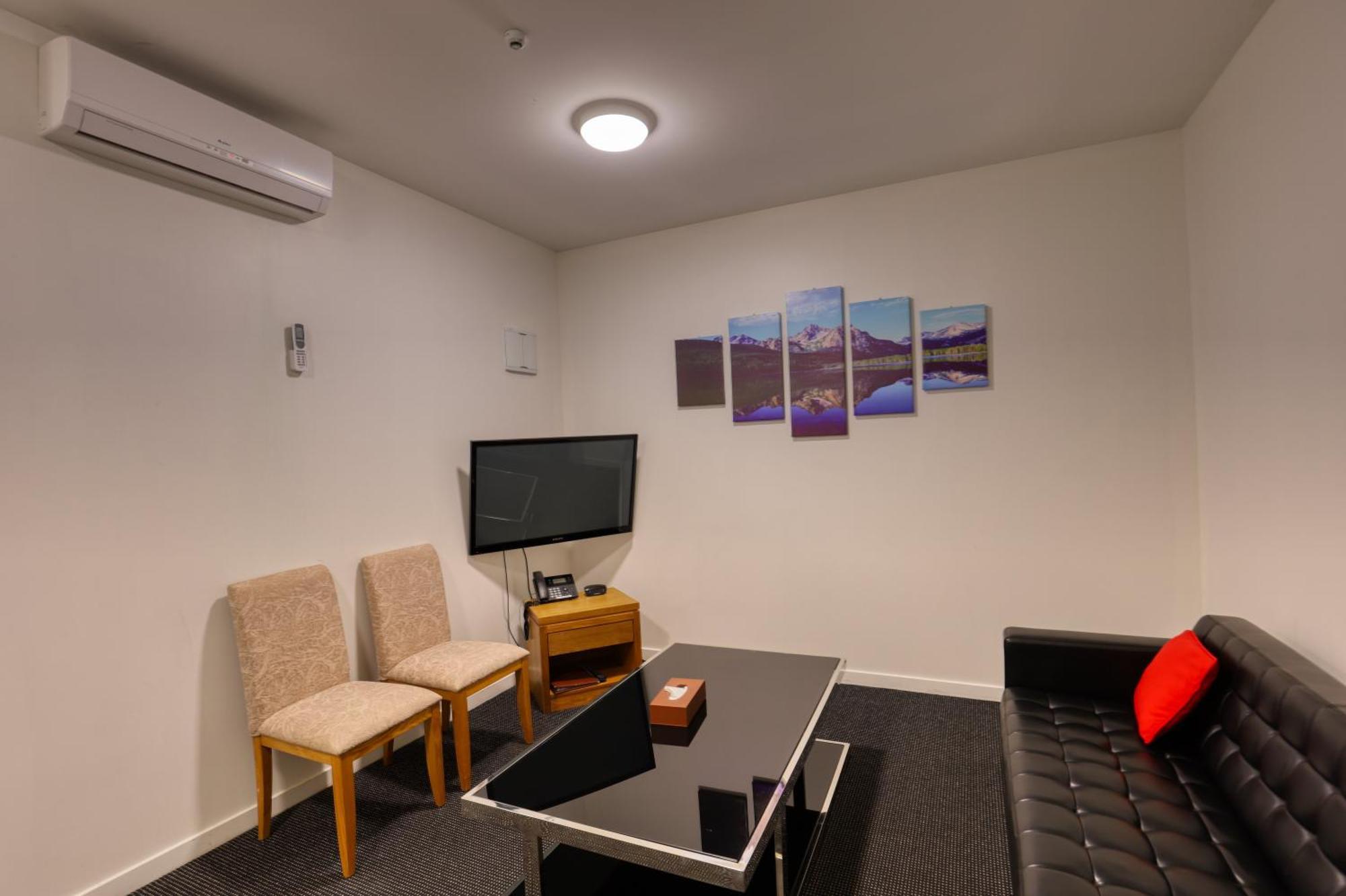 Ramada By Wyndham, Hamilton City Center Eksteriør bilde