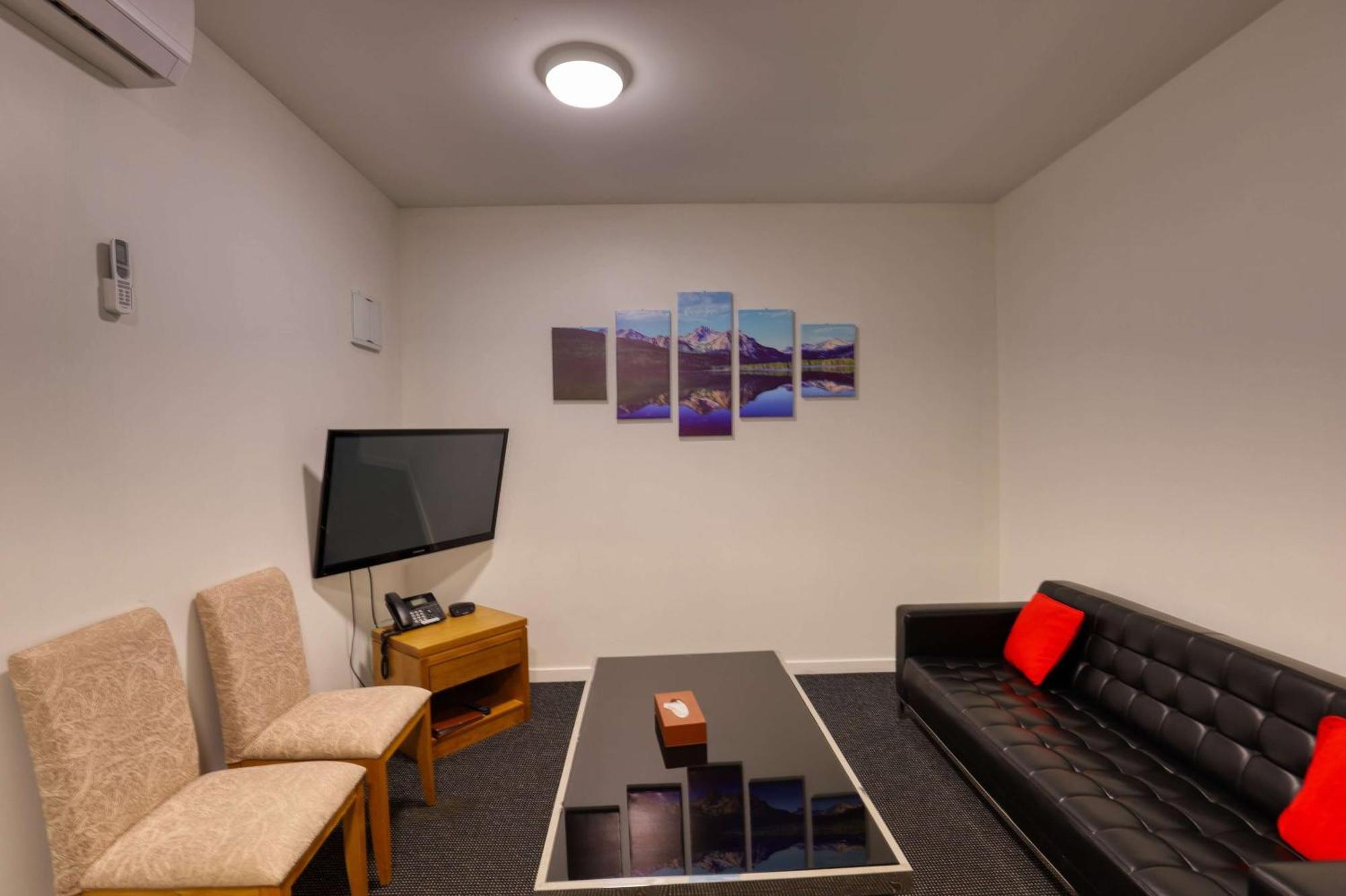 Ramada By Wyndham, Hamilton City Center Eksteriør bilde