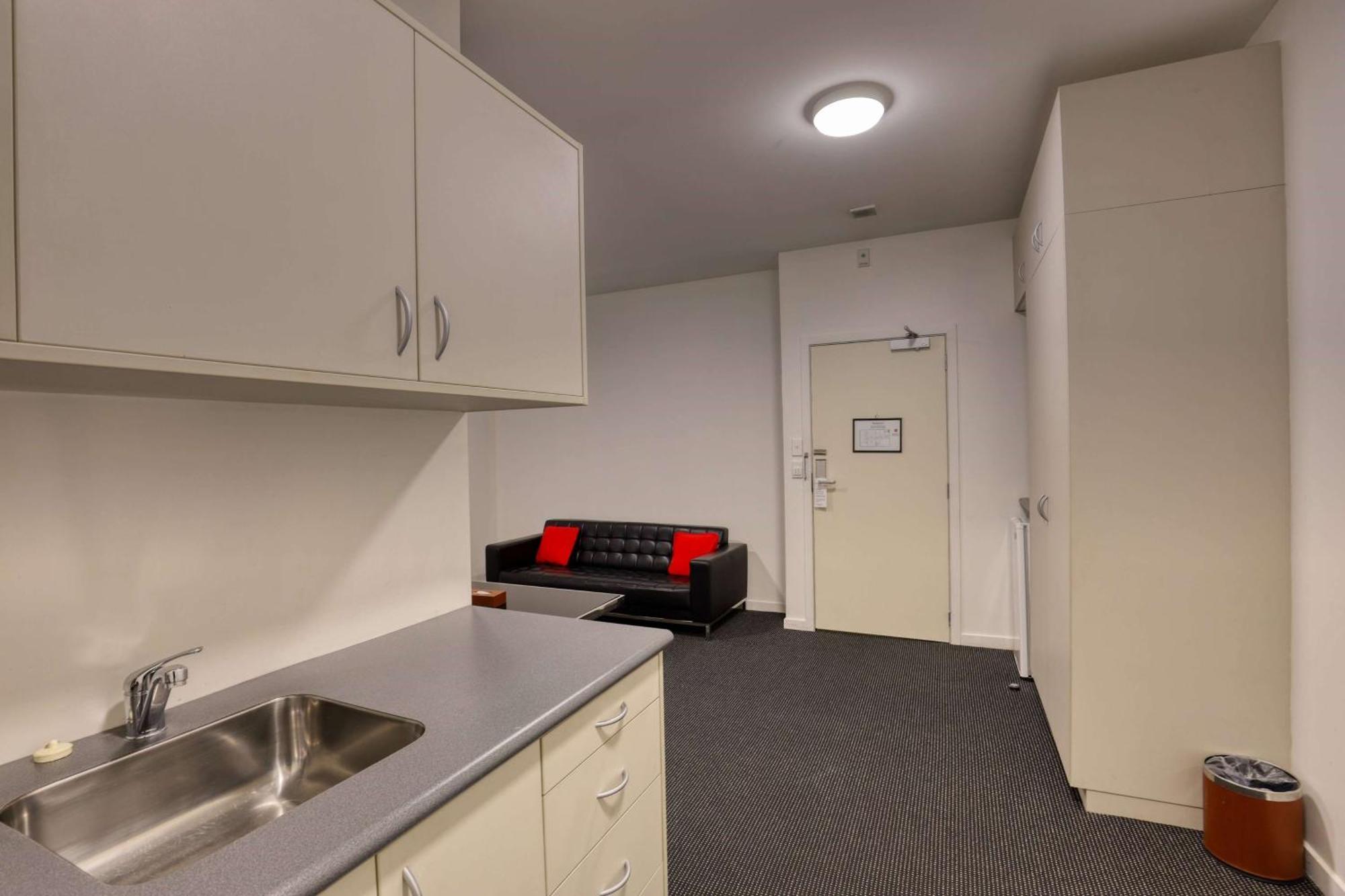 Ramada By Wyndham, Hamilton City Center Eksteriør bilde