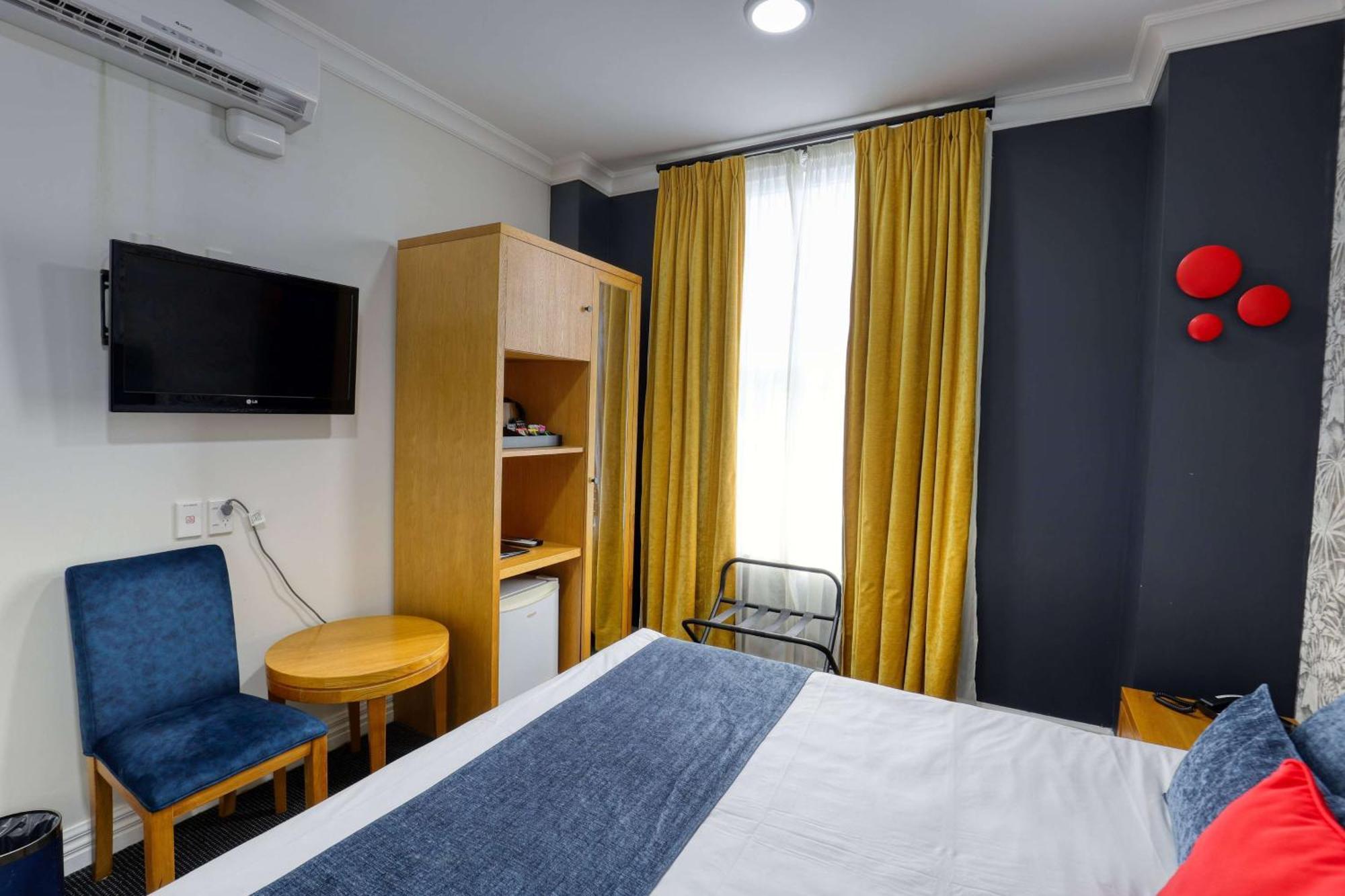 Ramada By Wyndham, Hamilton City Center Eksteriør bilde